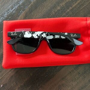 Kids Ray Ban Mickey Mouse Sunglasses